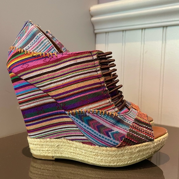 STRIPED, MULTICOLOUR WEDGE HEELS - Picture 3 of 5